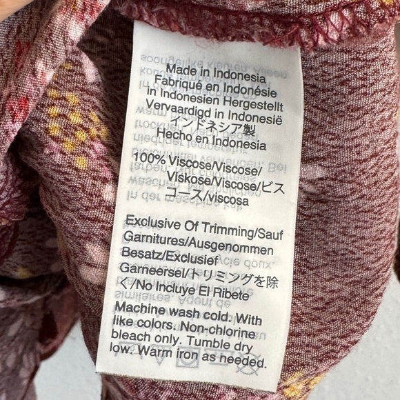 Madewell Tie-Sleeve Wrap Top in Butterfly Sanctuary, Size 2 - Picture 10 of 10